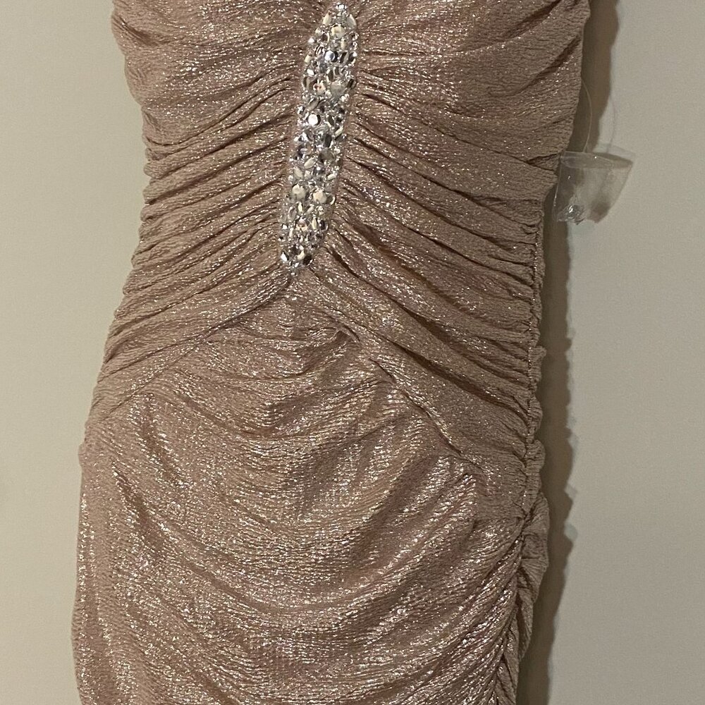 Elegant, sexy Maggy London women's evening dress